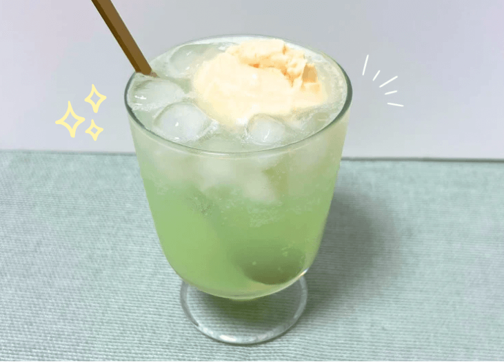 「ポッキンアイスでクリームソーダ」