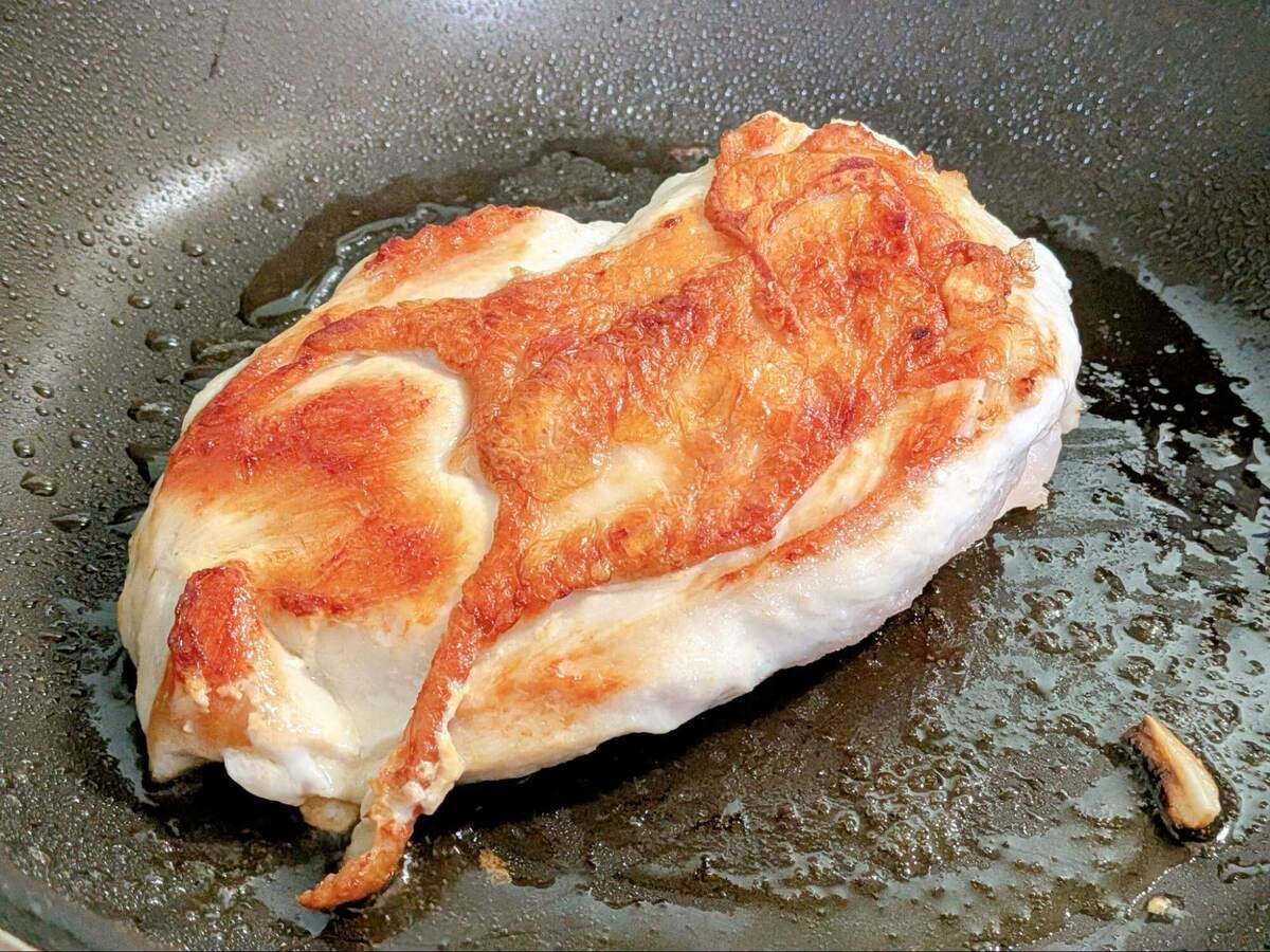 ブロッコリー&チキンソテー ヨーグルトソース
