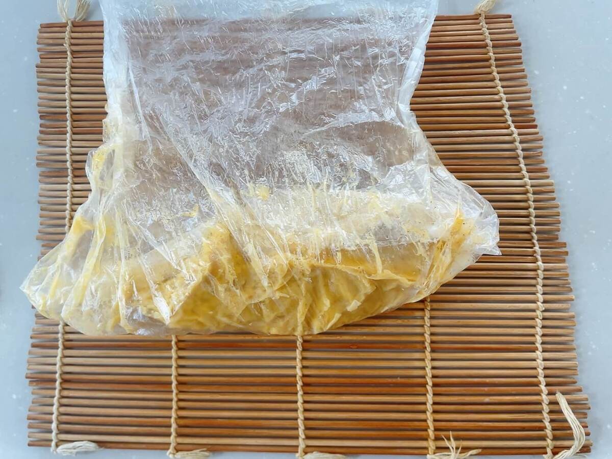 梅干し入り出汁巻き卵