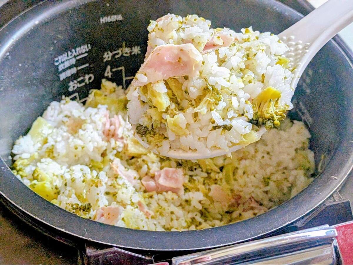 ブロッコリー丸ごと炊き込みご飯