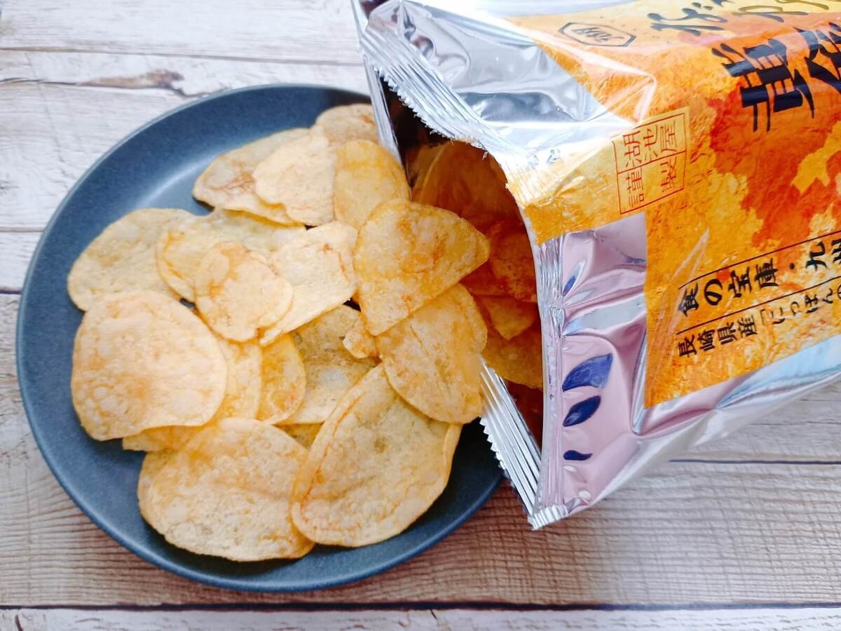 『湖池屋』の「ながさき黄金ポテトチップス味くらべセット」