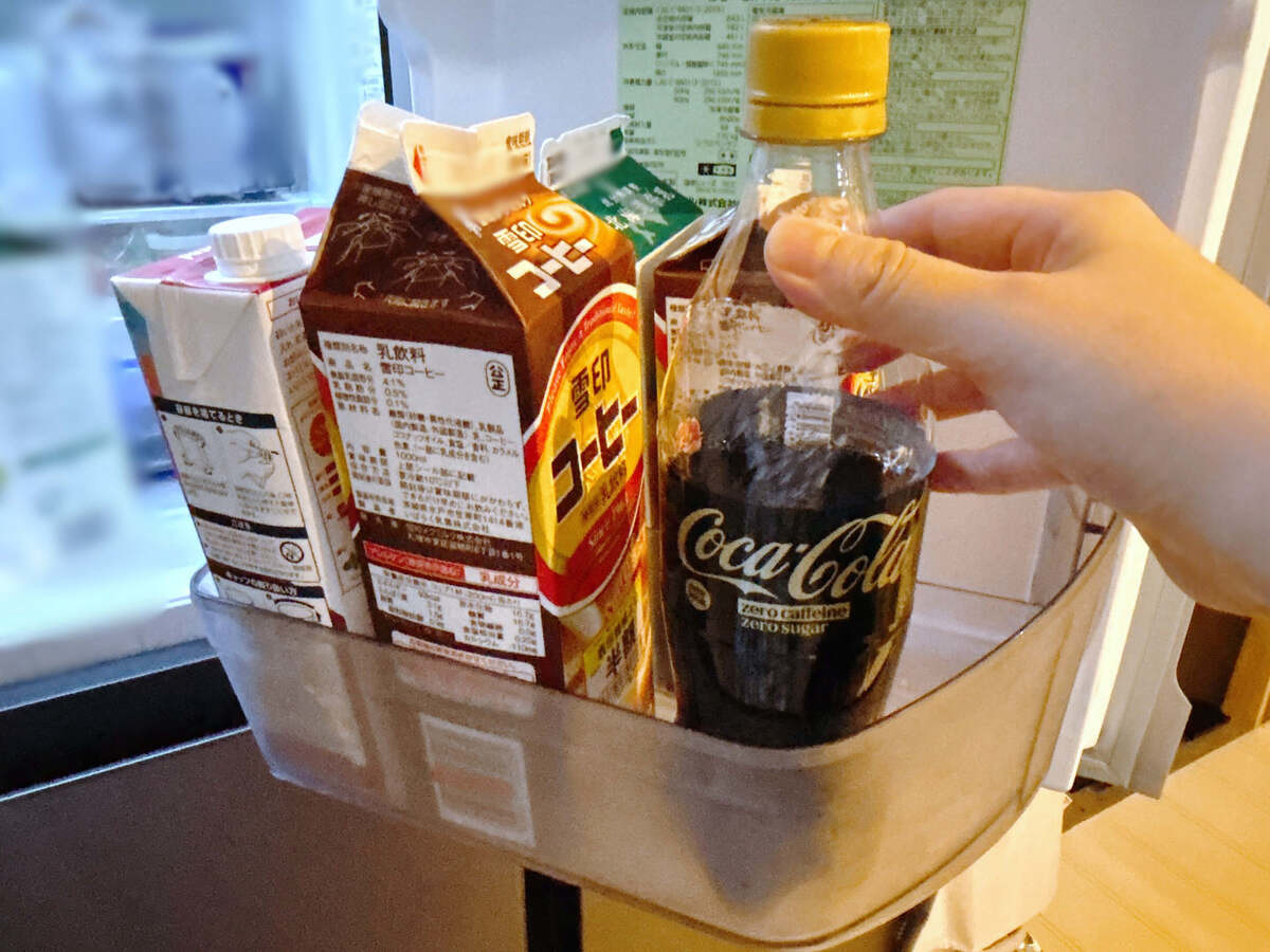 炭酸を逃がしてしまう「NGな飲み方や置き方」