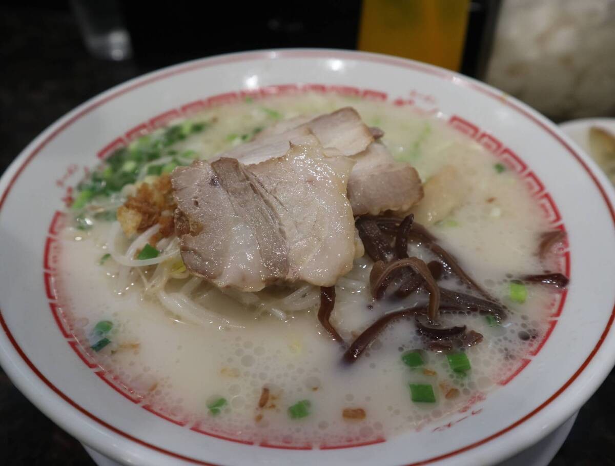 鹿児島の老舗チェーン「ざぼんラーメン」