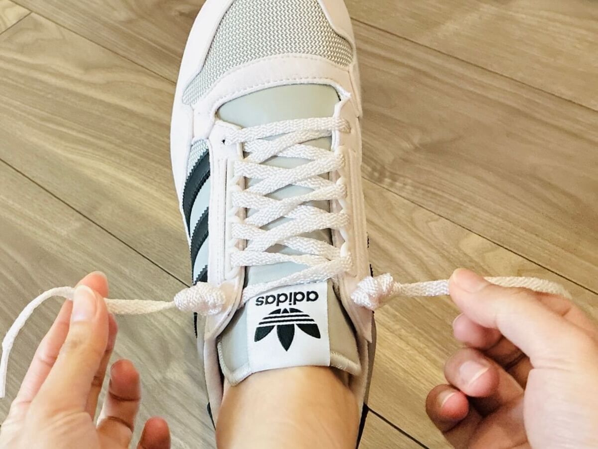スニーカーの靴紐、もう結ばなくていいの！？