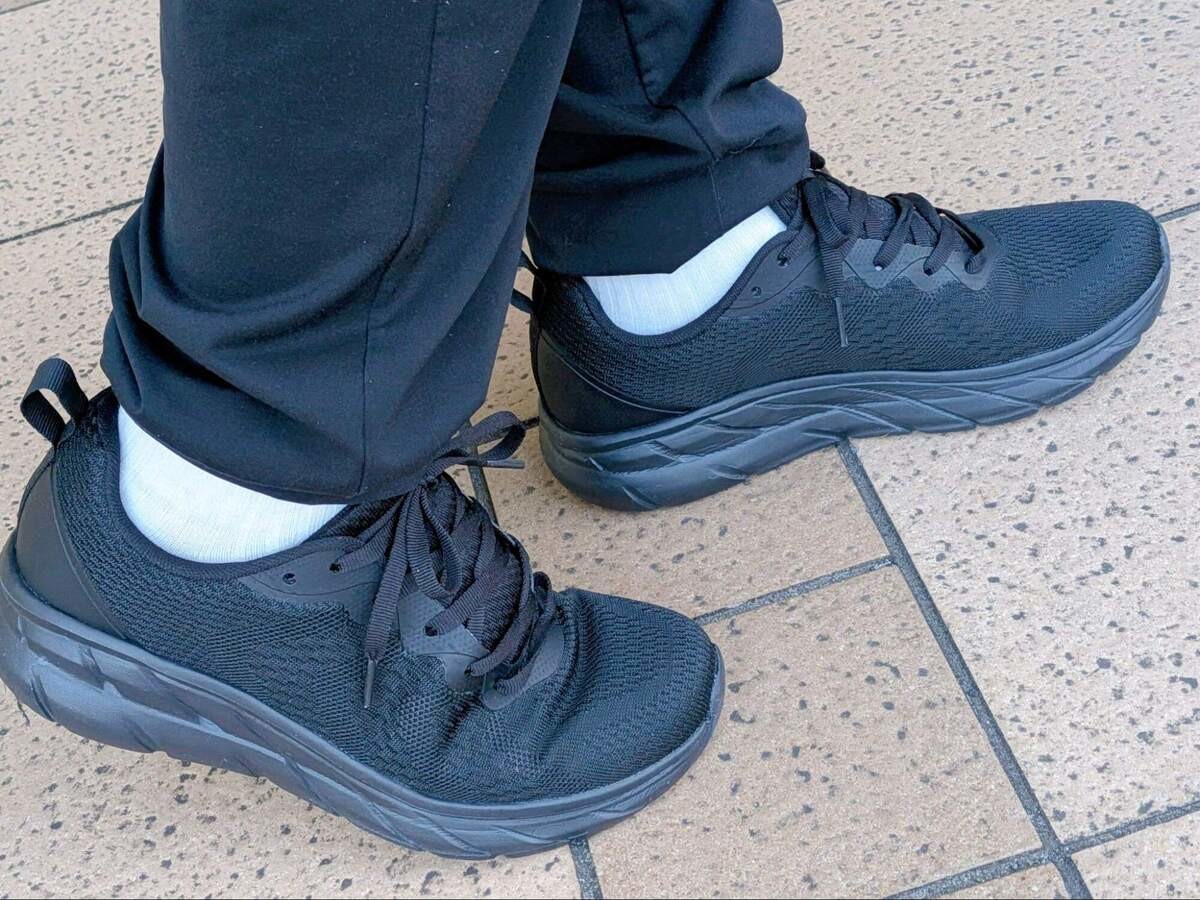 『トライアル』のコスパ抜群スニーカー