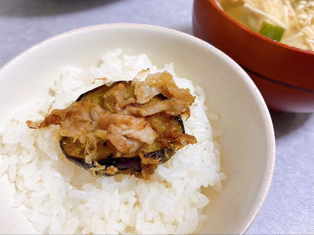 笠原将弘さん「なすと豚バラ肉のおかか炒め」のレシピ