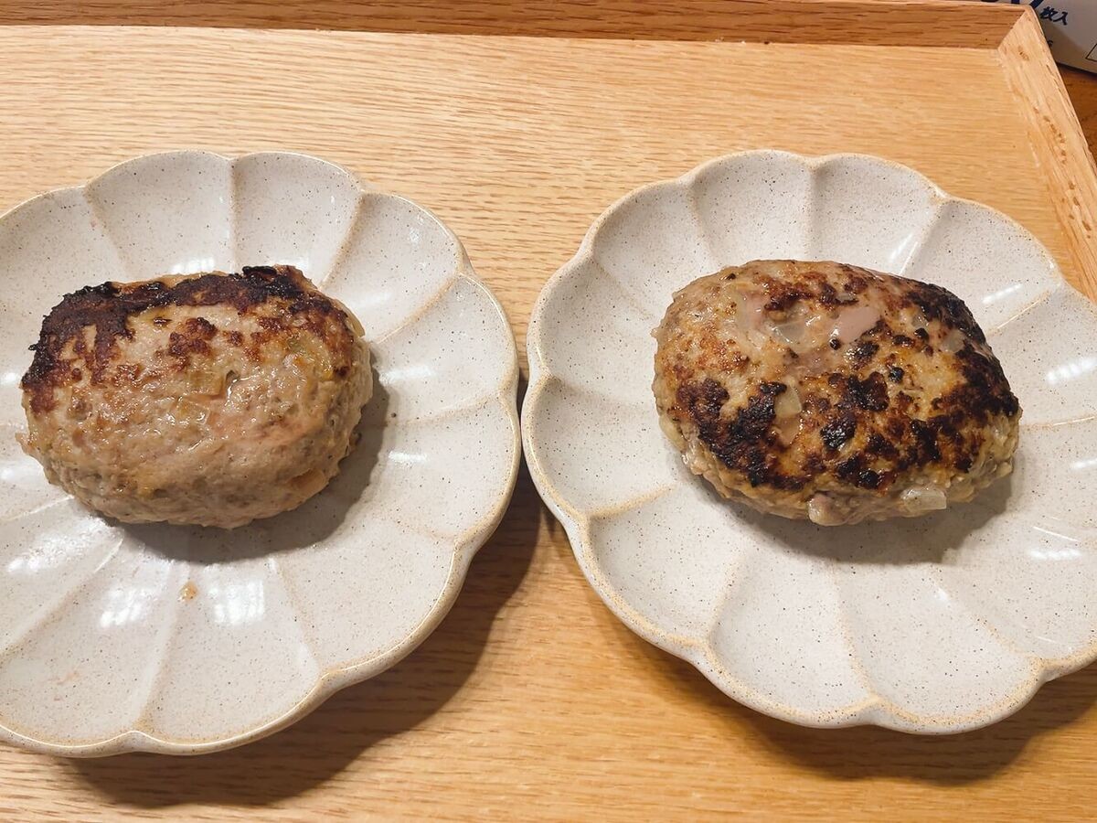 ハンバーグに氷(クラッシュアイス)を入れて焼くレシピ