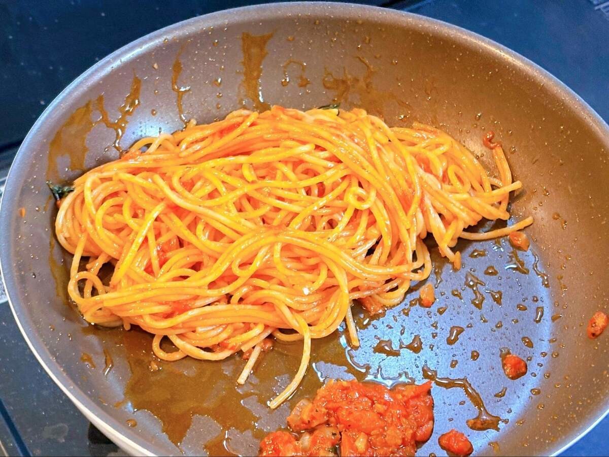 おうちでsio「基本のトマトソースパスタ」