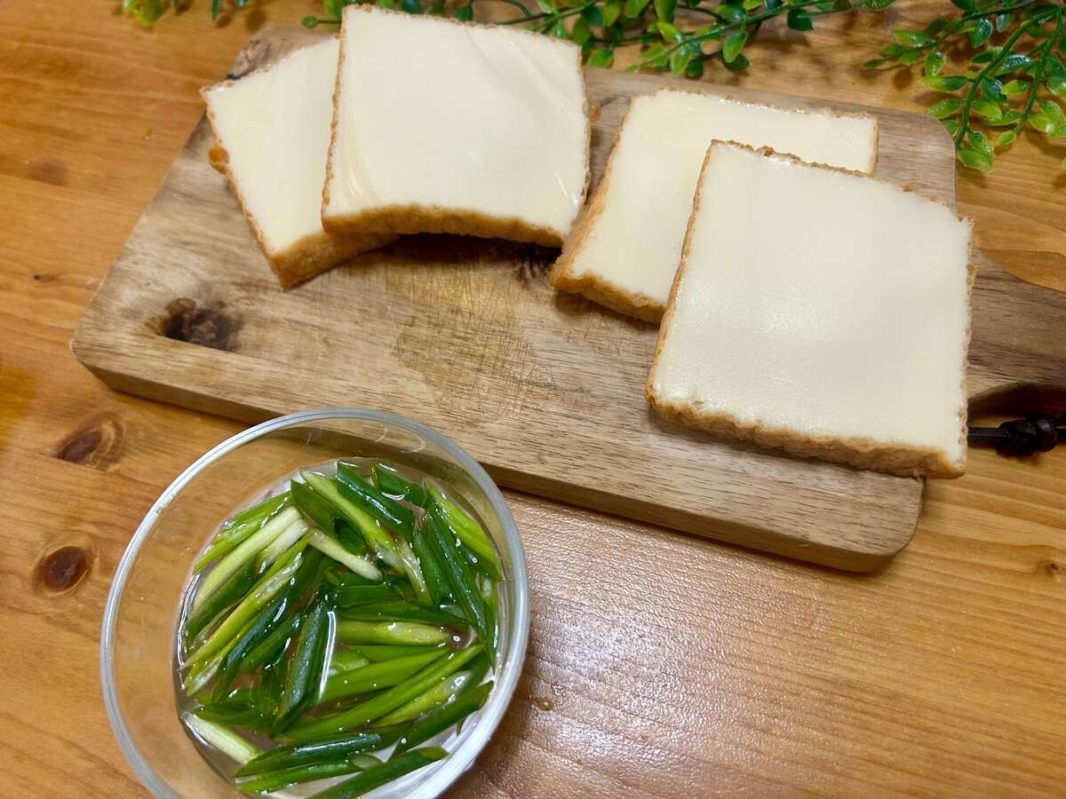 藤井恵さん「厚揚げのおかかチーズ焼き」