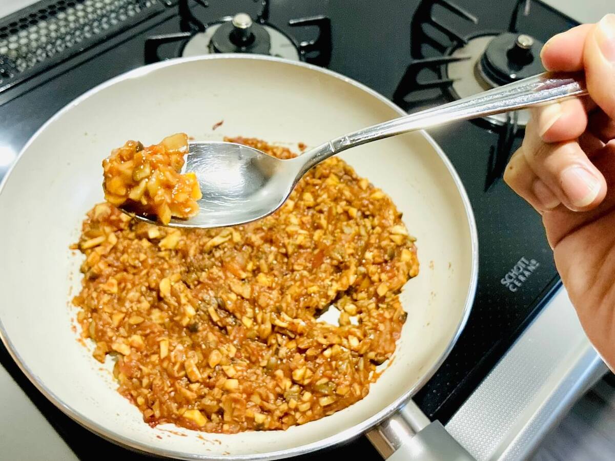 パパイズムさん「きのこで作るミートじゃないソース」