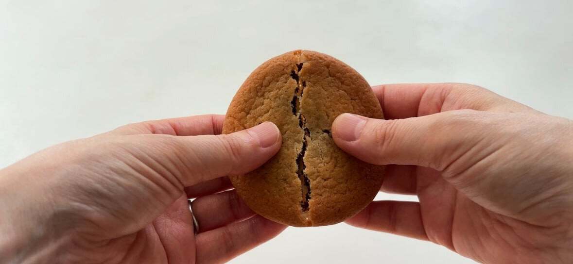 シャトレーゼおすすめ①「ハロウィンしっとり生チョコサブレ」
