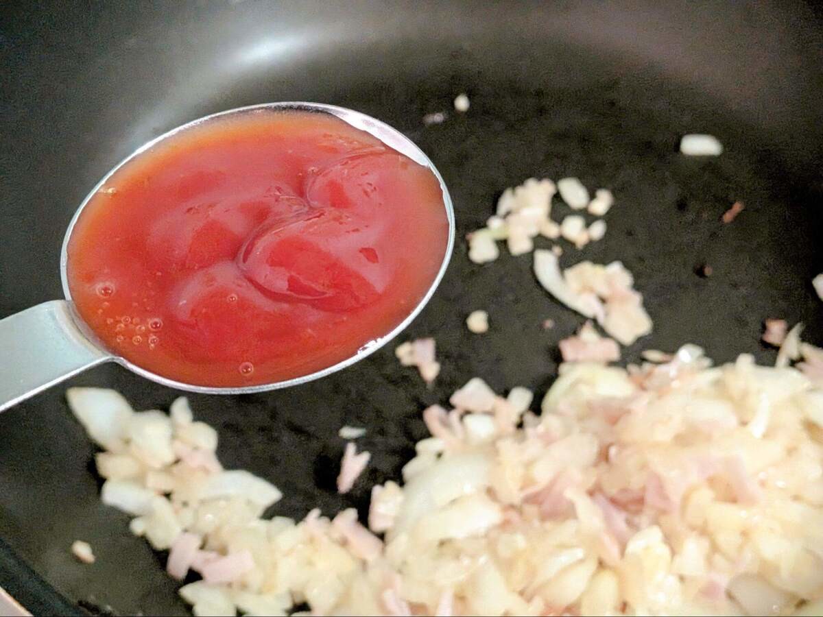 『たいめいけん』公式「オムライス」