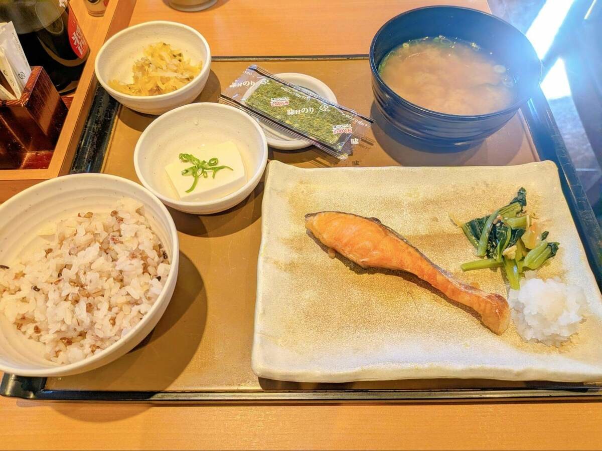 ワンコイン以下もあり!やよい軒の朝定食