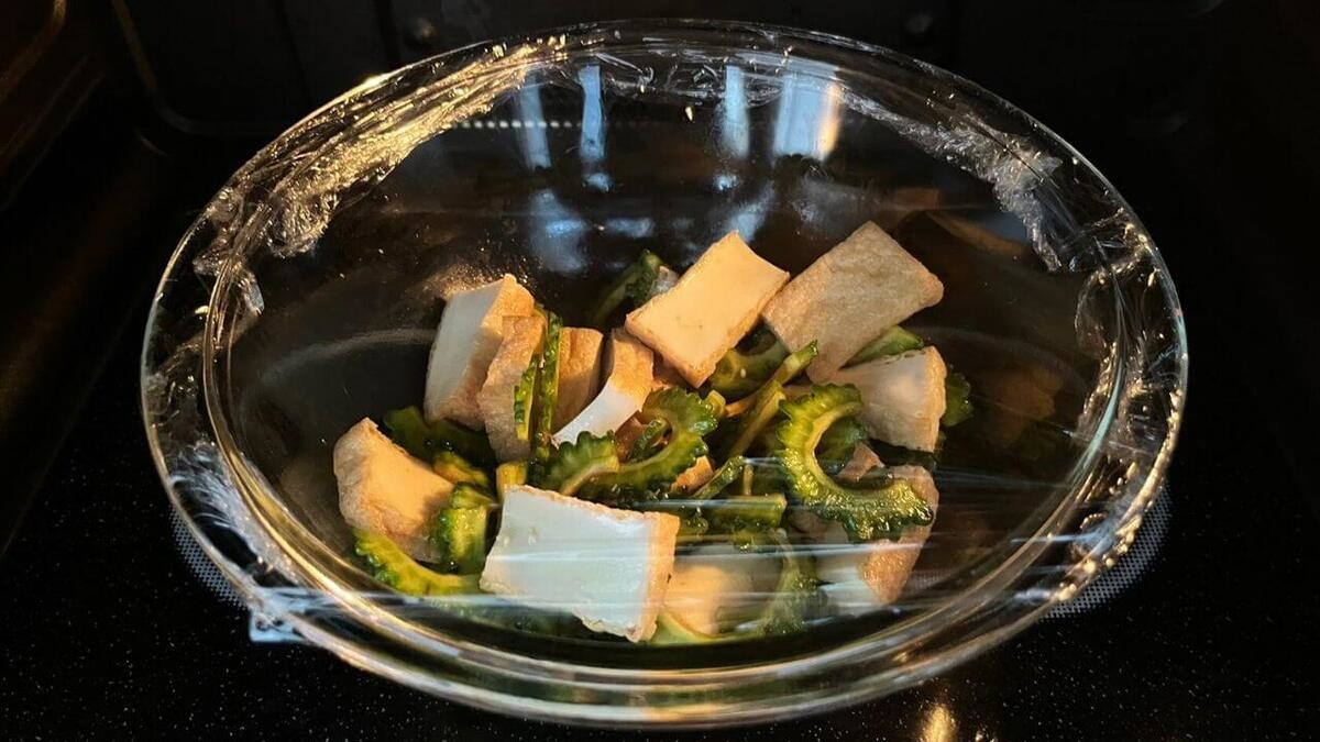 「厚揚げの爆速ゴーヤチャンプルー」