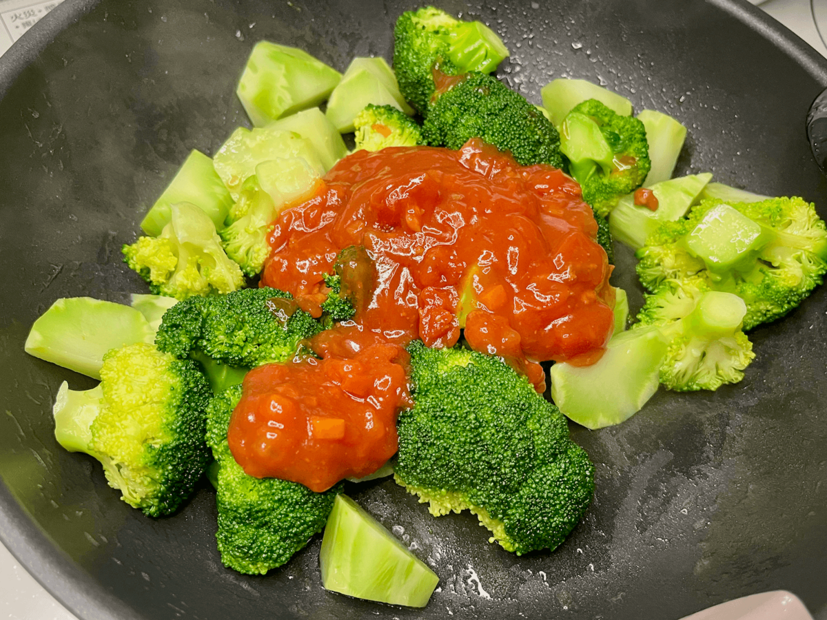 ブロッコリーのソテーミートソース