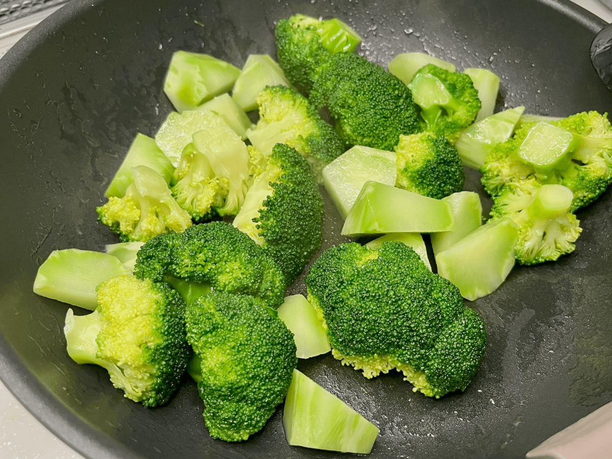 ブロッコリーのソテーミートソース