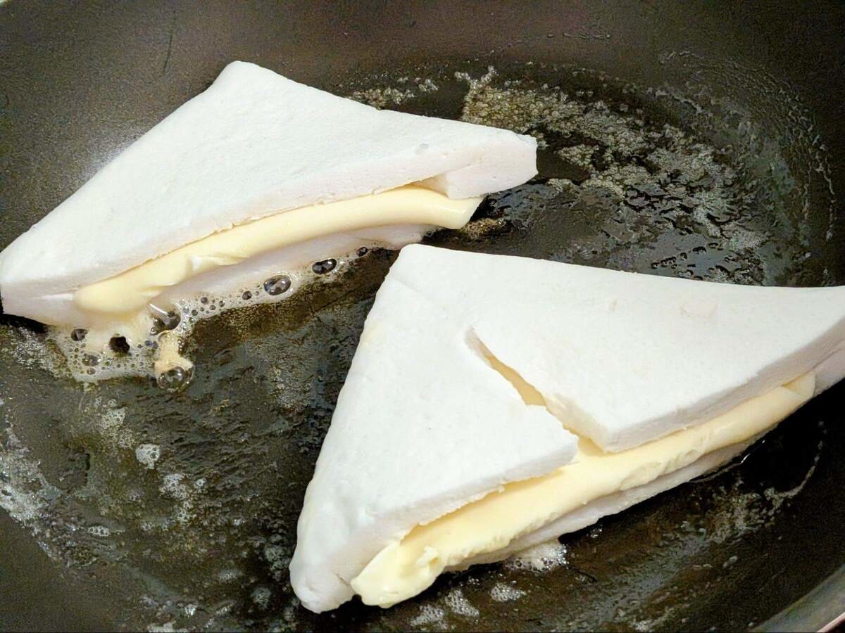 はんぺんのとろけるチーズ和風挟み焼き