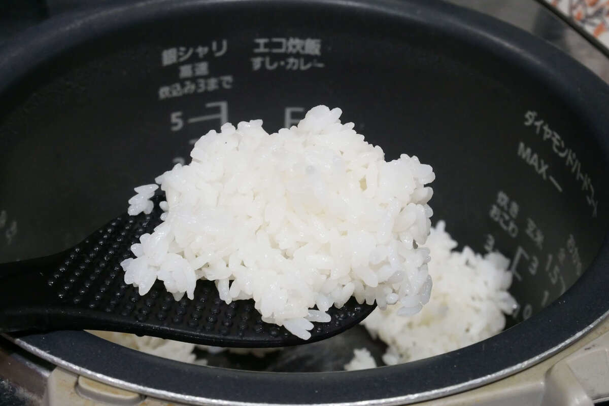 料理酒炊きごはんでつくる塩むすび