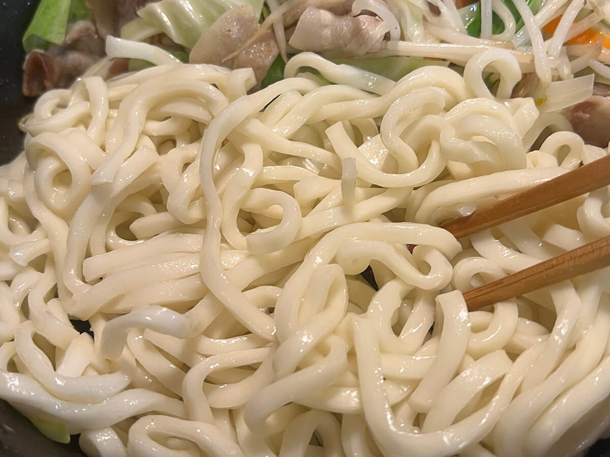 味の素さん「白焼きうどん」のレシピ