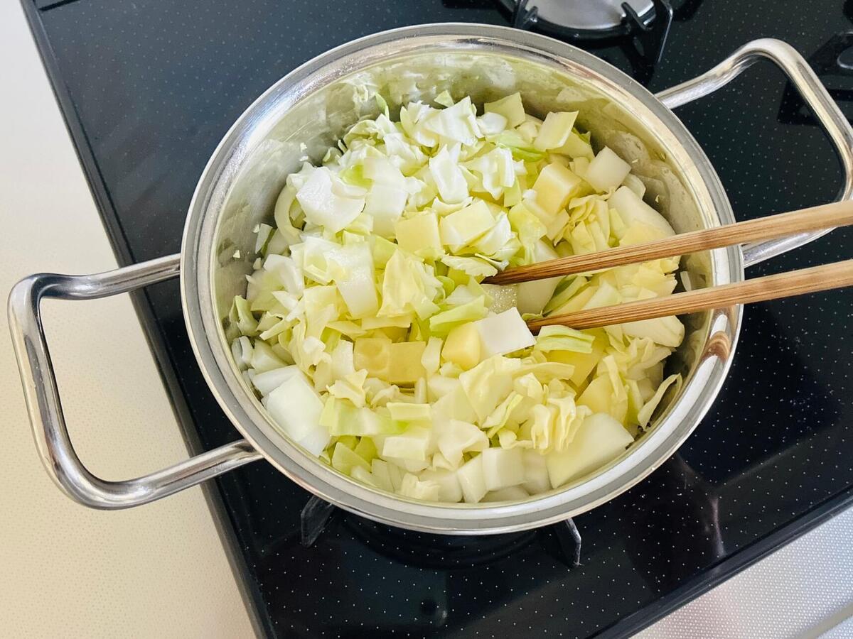 パスタソースでミネストローネスープ