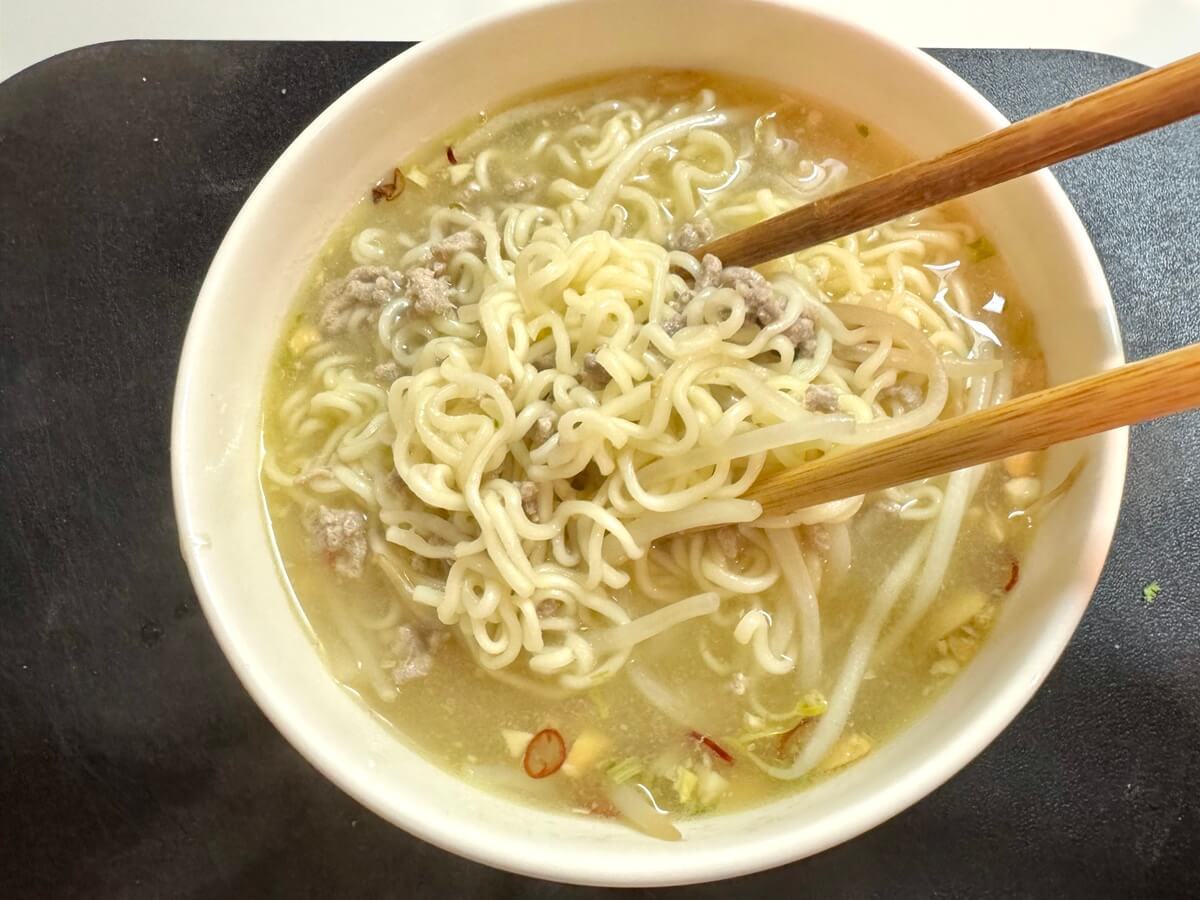 タイの台所さん「サッポロ一番塩らーめん タイ風アレンジ」