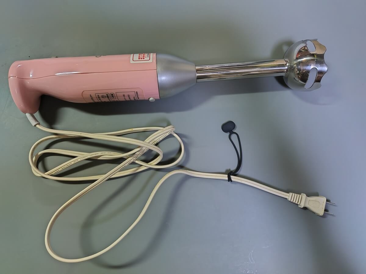 【神収納】雪崩がおきる食器棚が