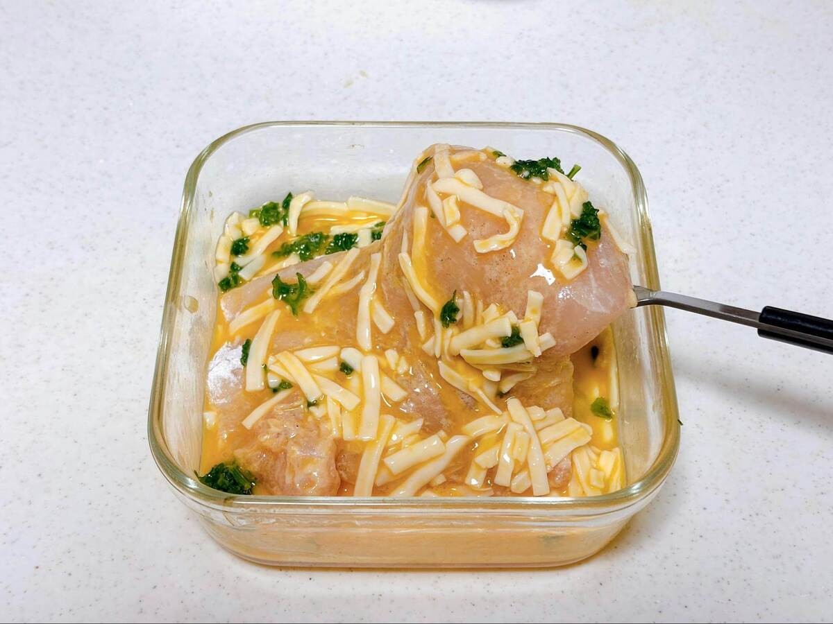 藤野嘉子さん「鶏むね肉のピカタ」