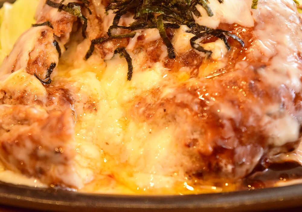 ガスト「チーズONチーズINタッカルビ風ハンバーグ」実食レポ