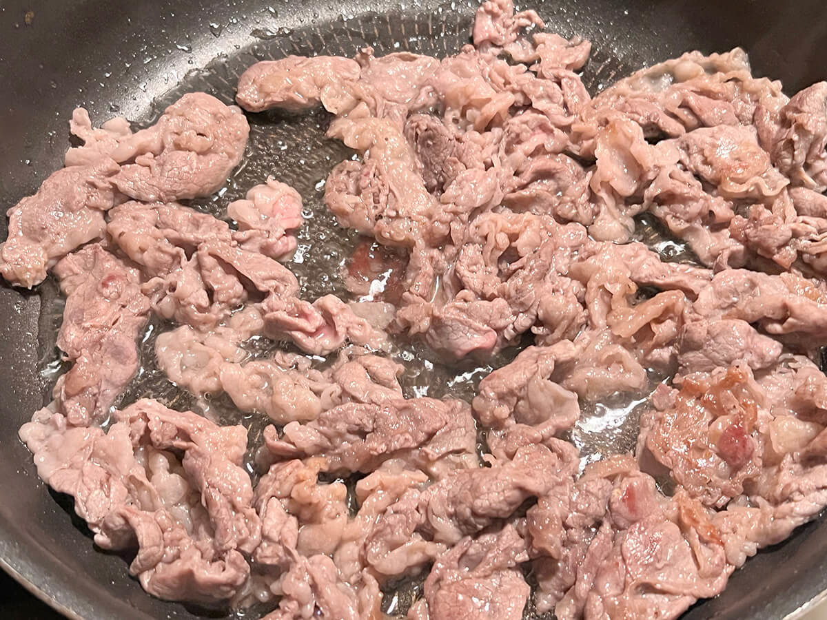 鳥羽周作さん「激うまハヤシライス」のレシピ