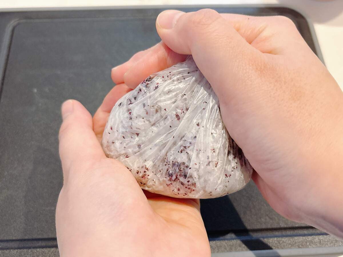 岩谷マテリアルの「おにぎりぽっけ」