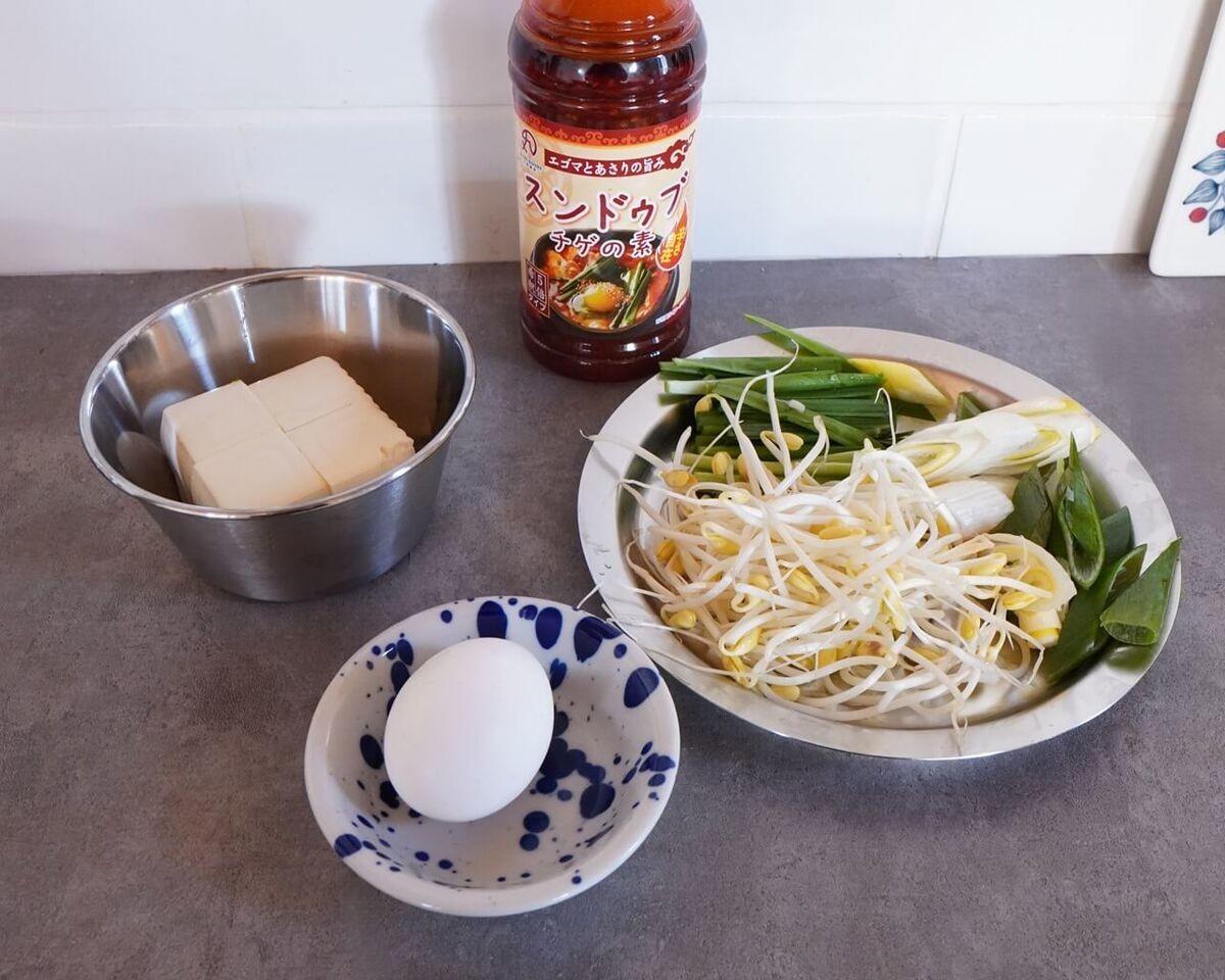 韓国惣菜最強コラボ「キンパ×ヤンニョムチキン」