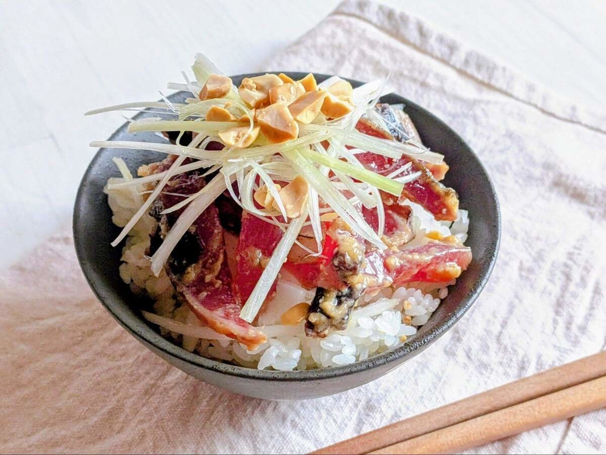 三宅隆二さん「かつおのたたき丼」のレシピ