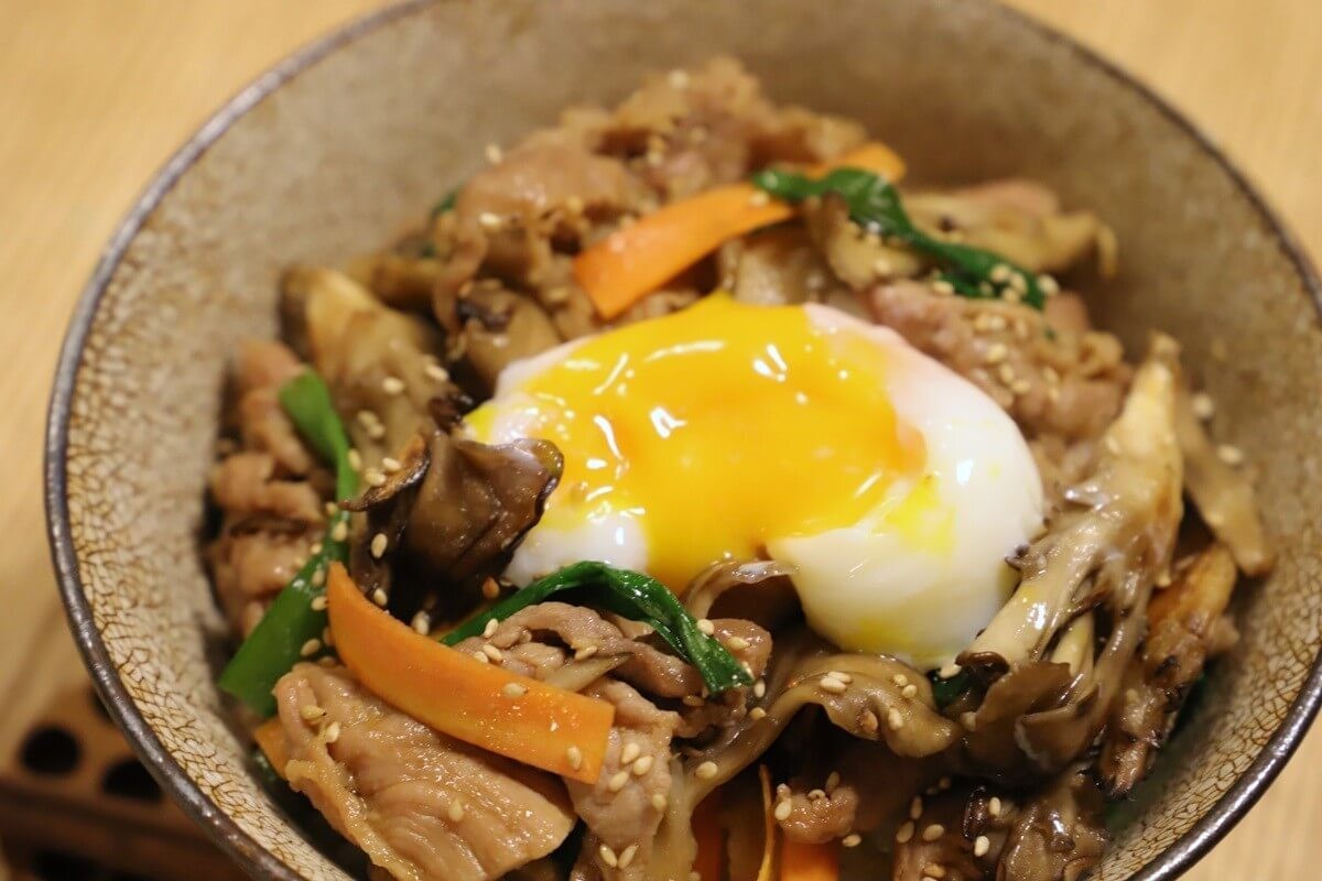 コストコおすすめ「スタミナ丼の具」