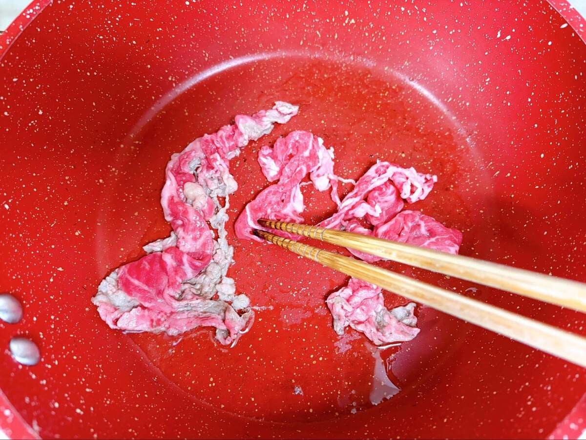 長谷川あかりさん「シンプル肉じゃが」