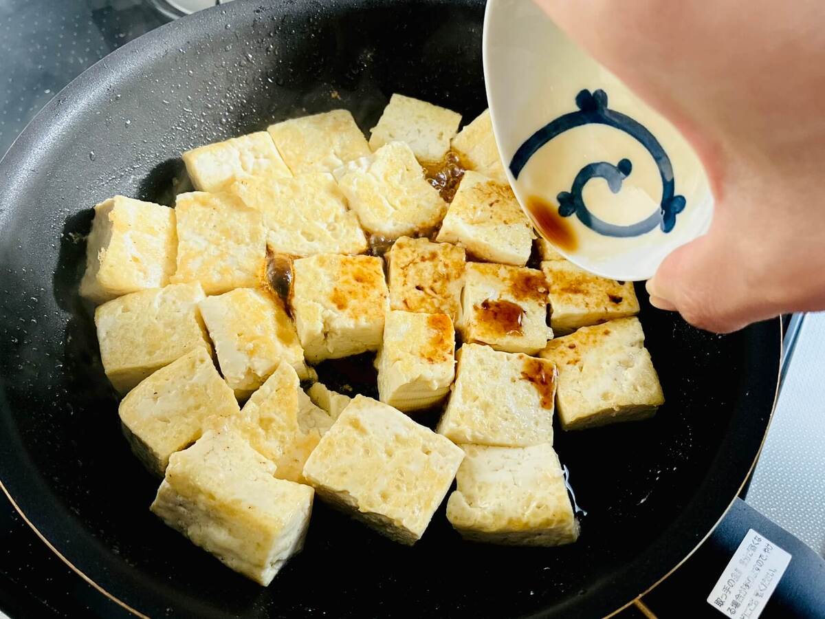 豆腐のコロコロガーリックステーキ