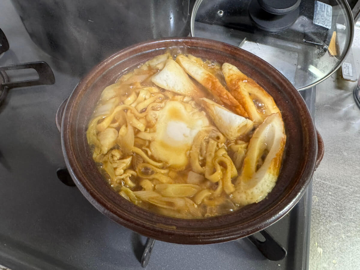 名古屋名物「味噌煮込みうどん」の魅力