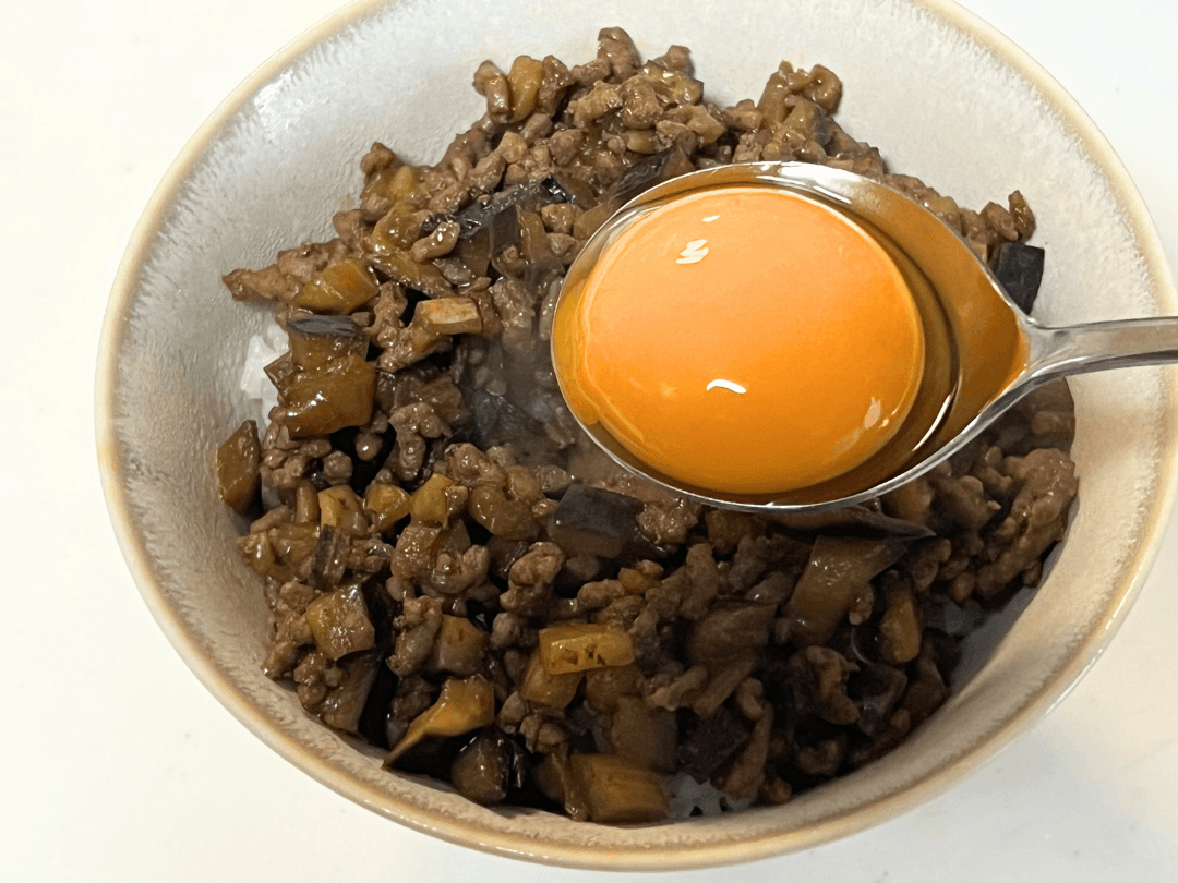 「ナスとひき肉の甘うまケチャップそぼろ丼」