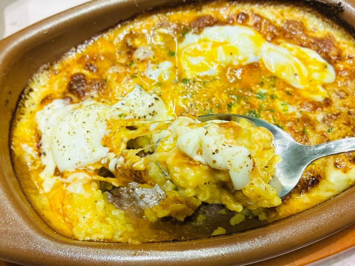【サイゼリヤ】『ミラノ風ドリア』をプラス100円で神アレンジ