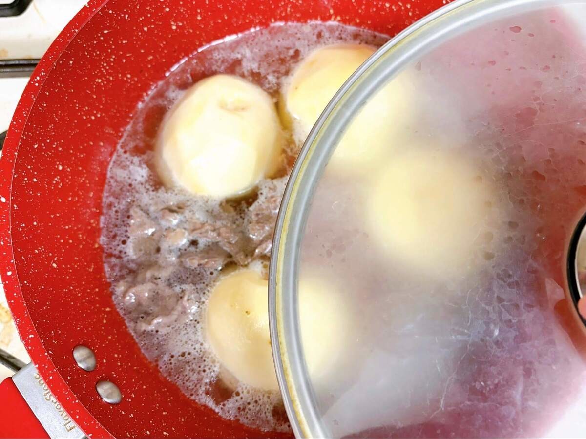 長谷川あかりさん「シンプル肉じゃが」