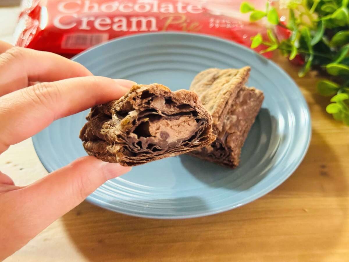 シャトレーゼおすすめ新作スイーツ「チョコレートクリームパイ