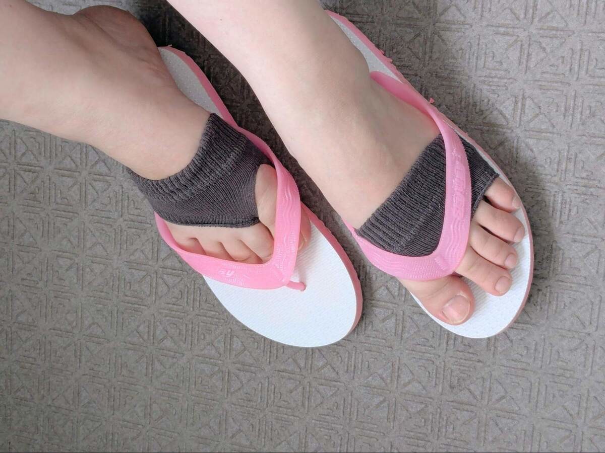 無印良品「さらっと綿　トング型　パーツソックス」