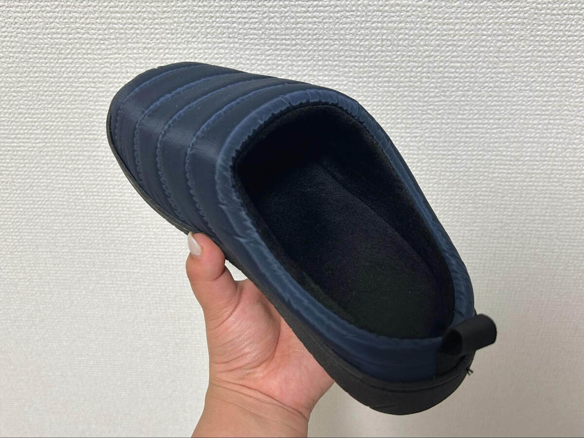 トライアルの「ダウン調サンダル」