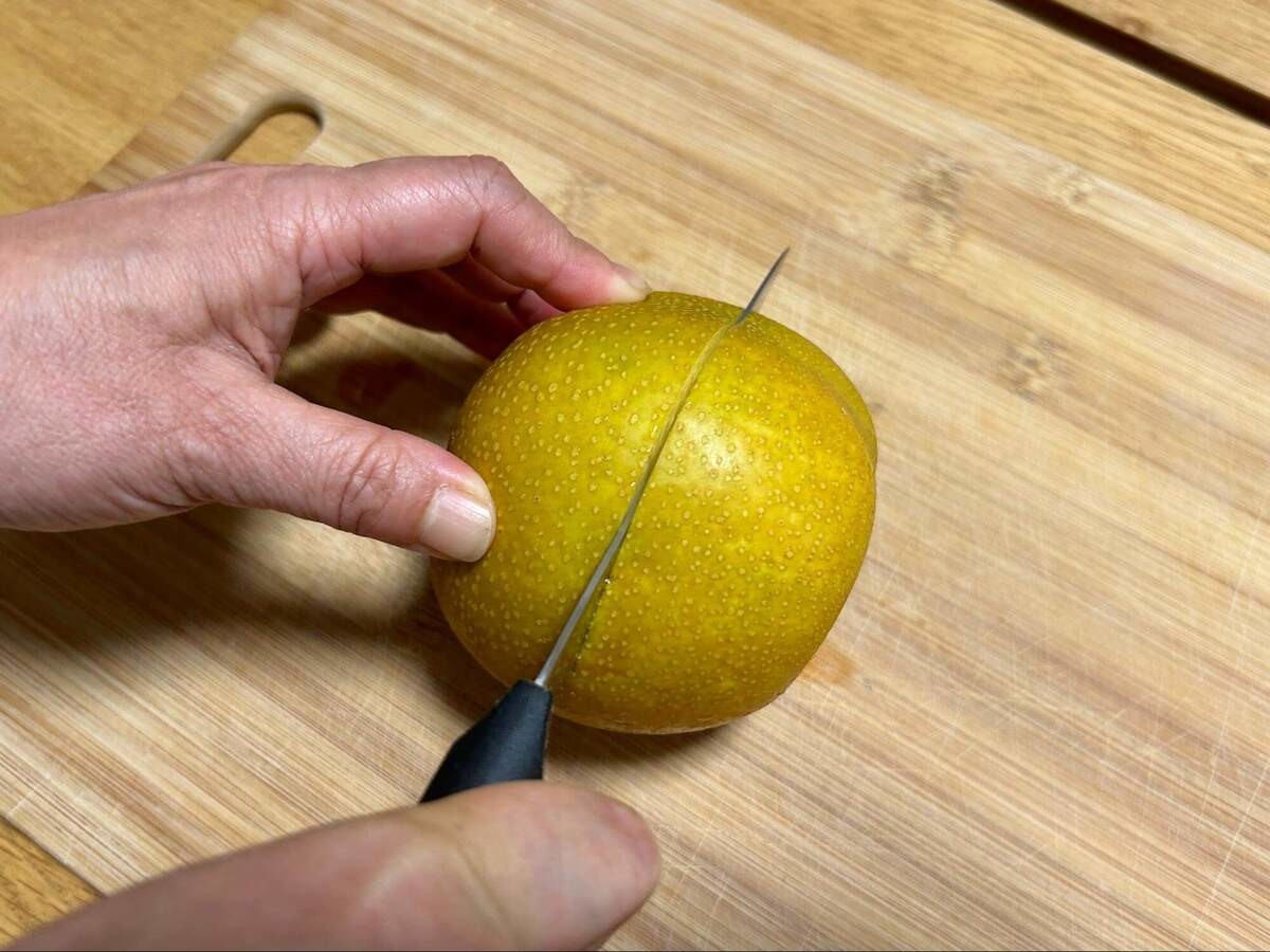 中野瑞樹さんが教える梨の切り方