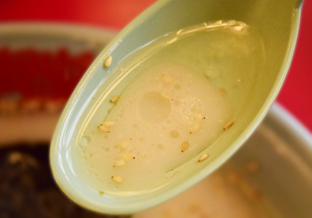 山岡家「スタミナもつ醤油ラーメン」実食レポ