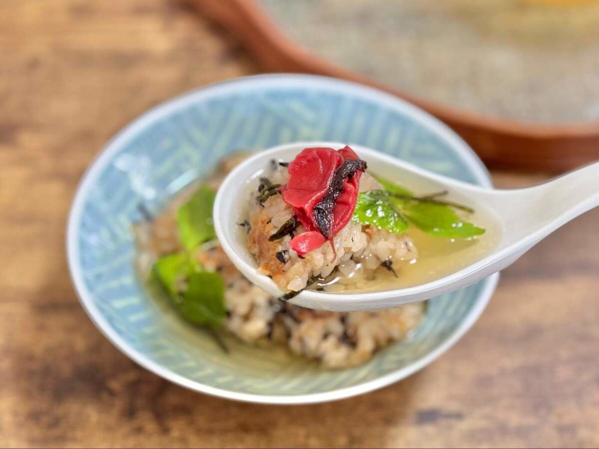 ありごはんさん「梅ひじきごはん」