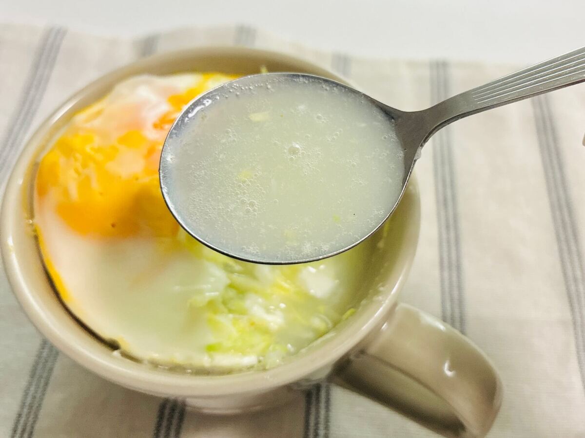 キャベツたっぷりマグカップスープ