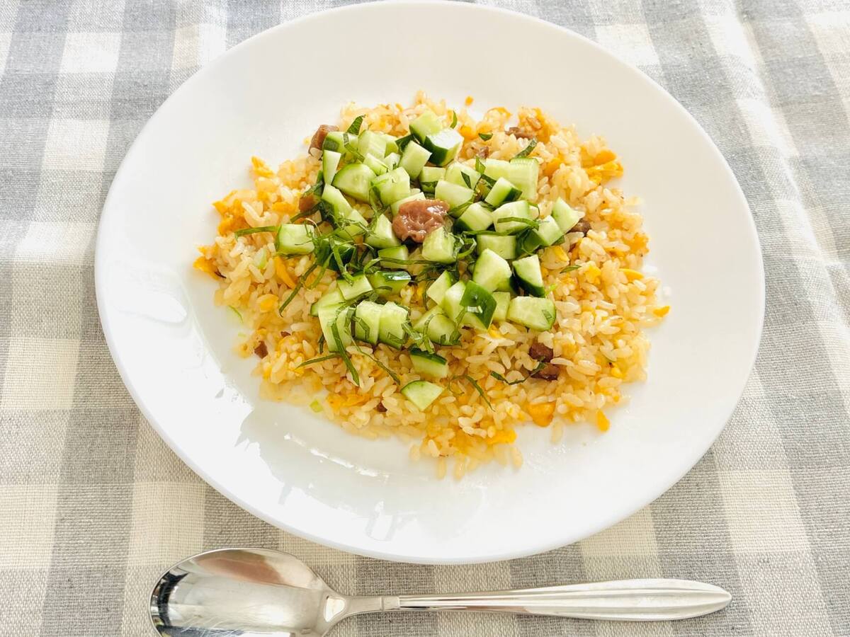 きゅうりと梅のさっぱり炒飯