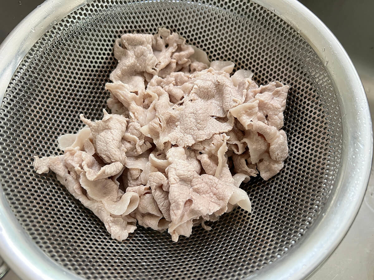 なすと豚しゃぶのおろしにんじんあえ