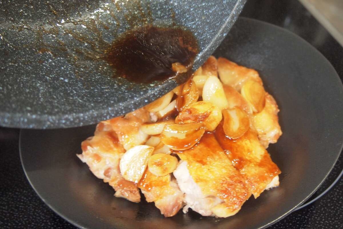 にんにく山のもも肉