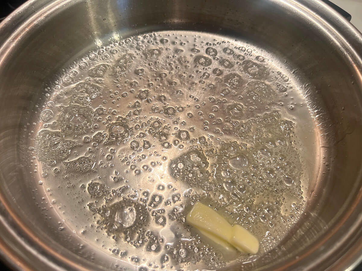 鶏肉の白ワイン煮込み